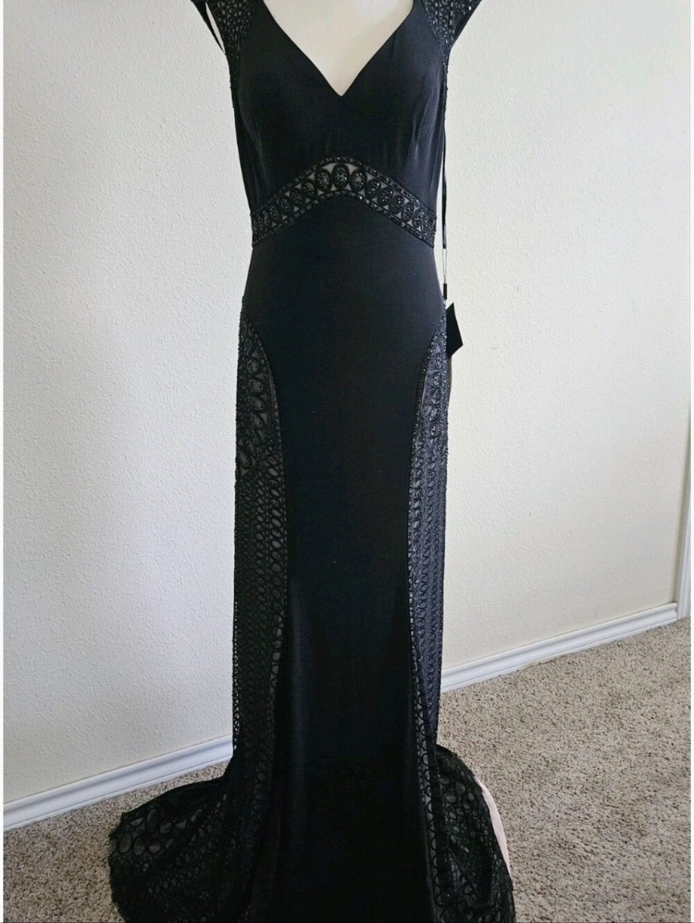 Stella Couture Black Cap-Sleeve Evening Gown